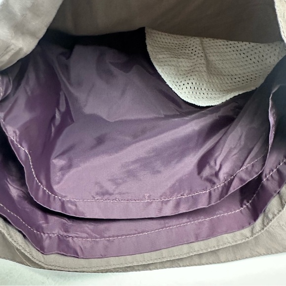 Patagonia size 38 chino Men's Brown Shorts - Picture 9 of 10